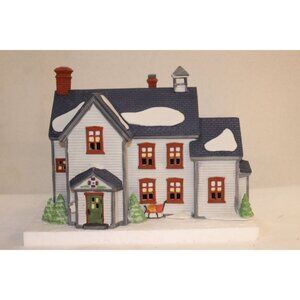 Dept 56 New England Village - Pennsylvania Dutch Farmhouse